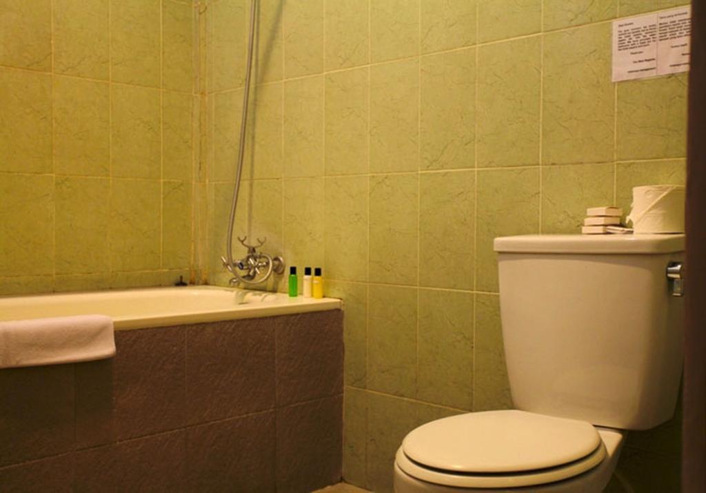 Niramaya Villa Seminyak  Phòng bức ảnh